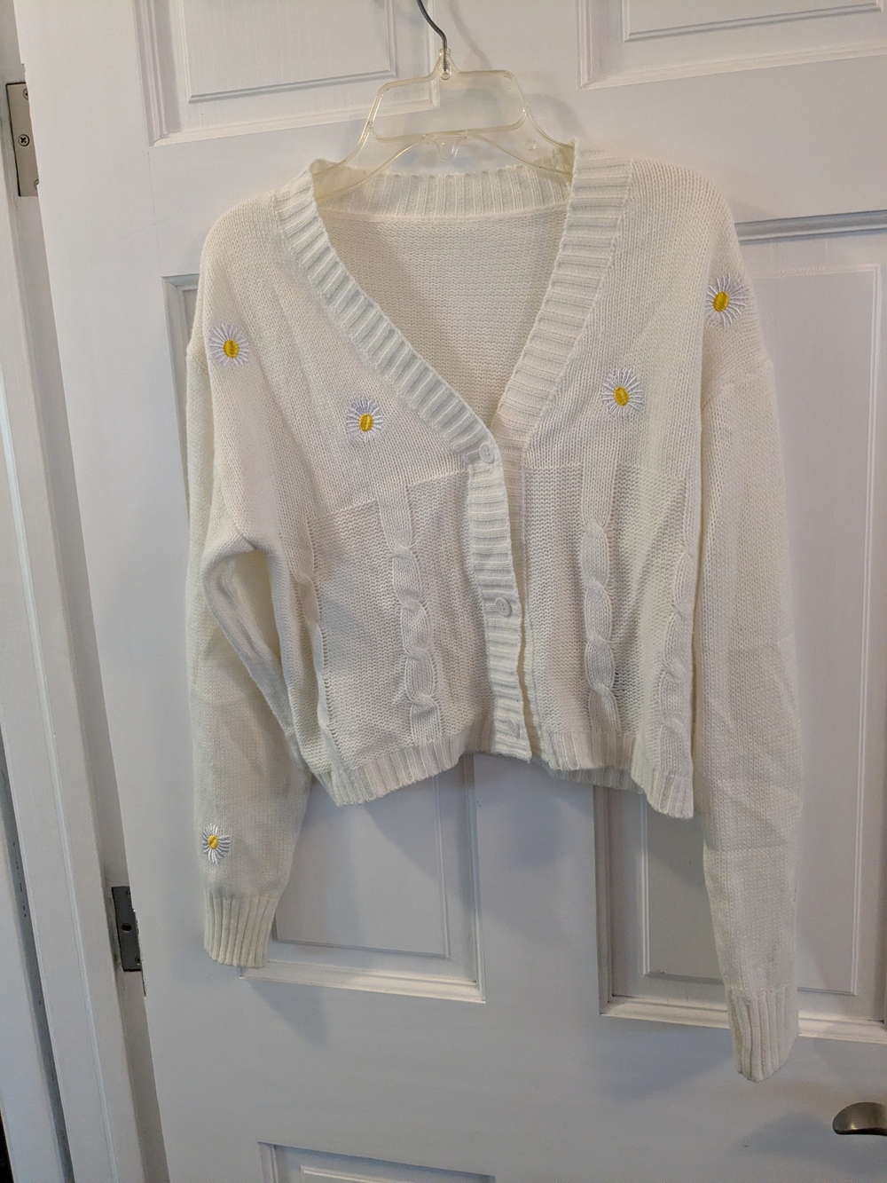SHEIN White V-Neck Daisy Embroidered Cardigan